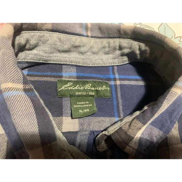 Eddie Bauer long sleeve button up - Picture 3 of 8